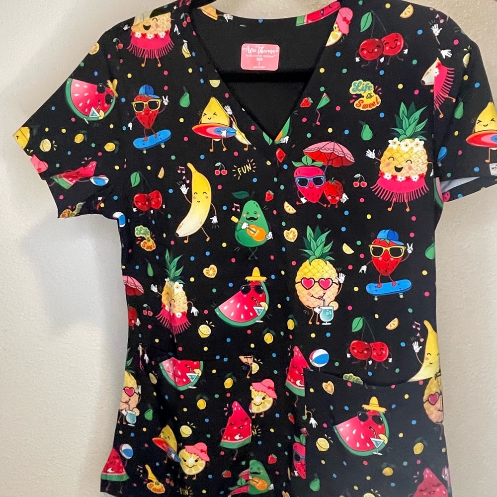 Life is sweet scrub top. Size small. Lightweight
